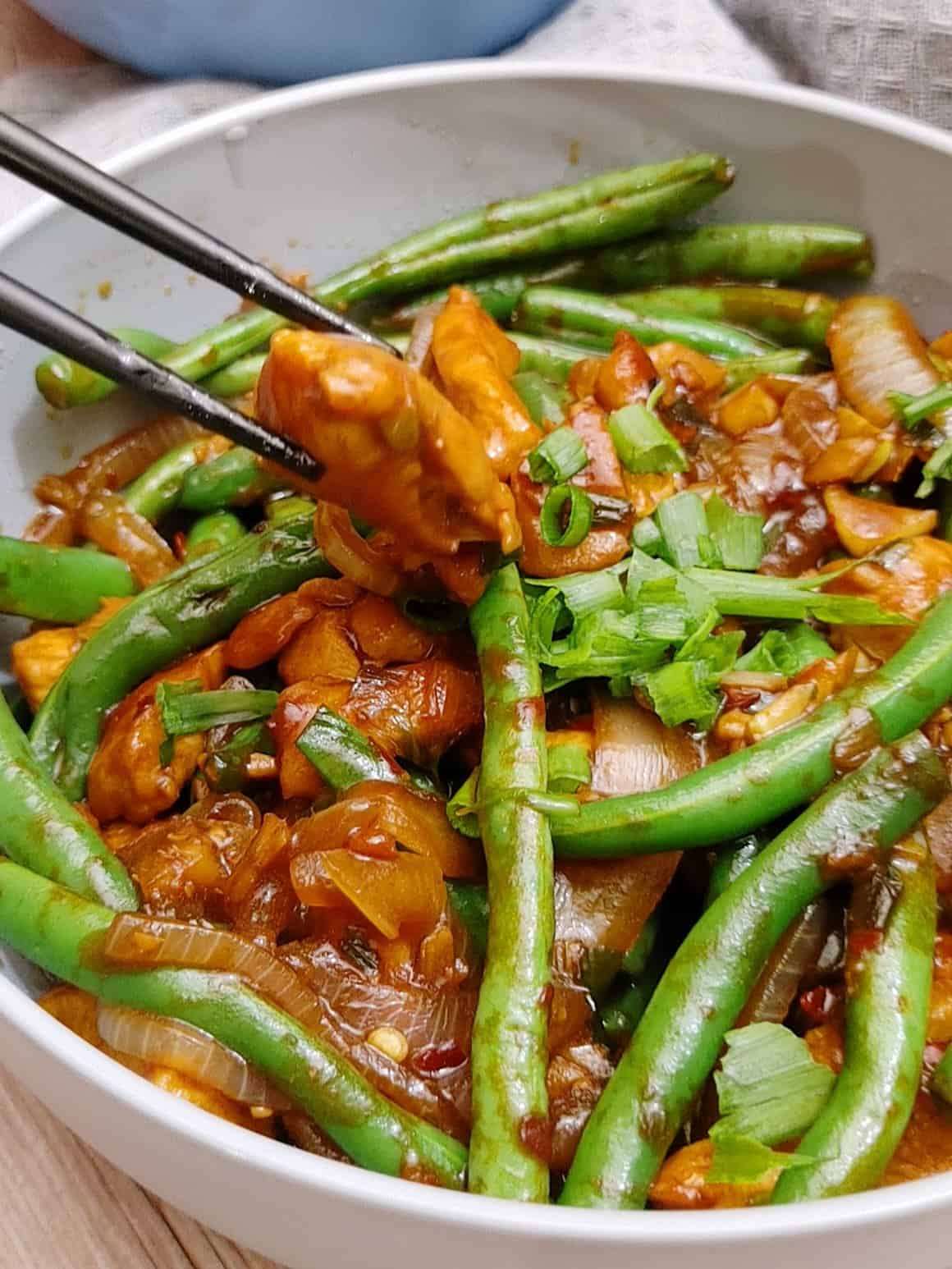 Easy String Bean Chicken - Cup of Yum