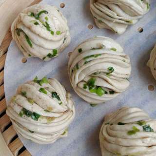 Chinese flower rolls (Hua Juan, 花卷)