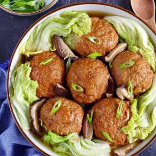 Lion’s Head Meatballs (狮子头)