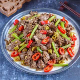 Hunan Beef Stir-fry (小炒黄牛肉)
