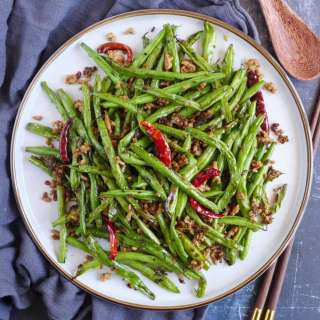 Sichuan Dry Fried Green Beans (干煸四季豆)