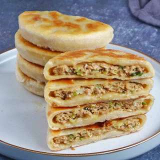 Chinese Meat Pies (Xian Bing/馅饼)