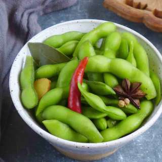 Five Spice Edamame (五香毛豆)