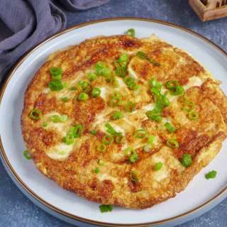 Tofu Omelet (豆腐蛋饼)