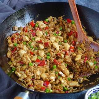 Chicken Fried Rice (鸡肉炒饭)