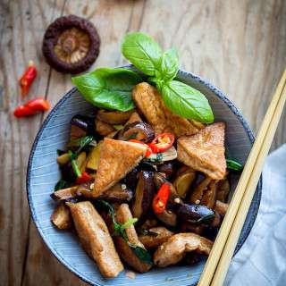 Braised Tofu with Chinese Mushroom