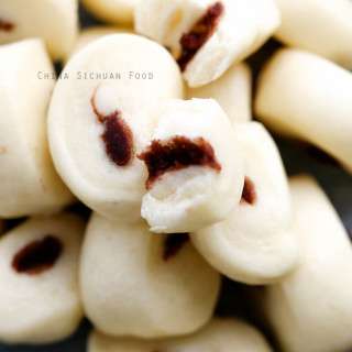 Mini Sweet Bean Paste Buns