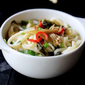 Pickled Mustard Green Noodles