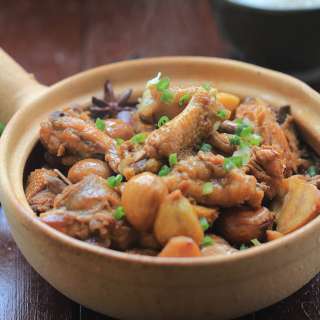 Braised Chicken with Chestnut