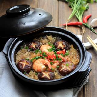 Braised Mung Bean Noodles with Shrimps