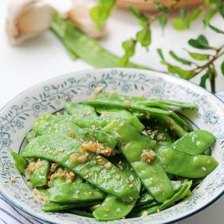 Garlic Snow Peas Stir Fry