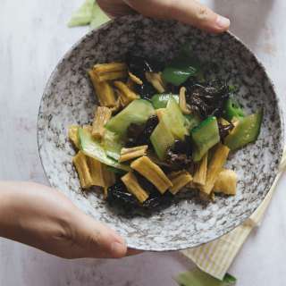 Tofu skin stir fry