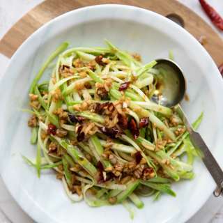 5 Minutes Easy Zucchini Salad
