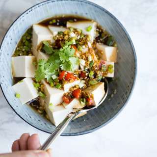 Cold Tofu (Liangban Tofu)