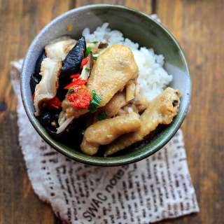 Steamed Chicken with Chinese Mushroom