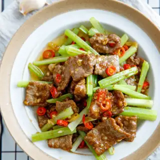 Hunan Beef -A Spicy Beef Stir Fry Popular Across the Country