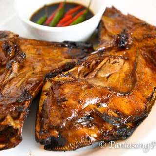Inihaw na Panga ng Tuna (Grilled Tuna Jaw)