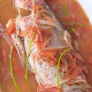 Kinamatisang Isda (Red Snapper with Tomatoes)