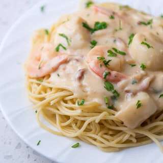 Shrimp Alfredo Pasta with Scallops