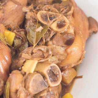 Paksiw na Pata with Pineapple