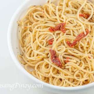 Simple Sun-Dried Tomato and Basil Spaghetti