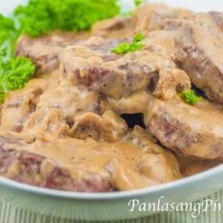 Salisbury Steak with Beef and Mushroom Gravy