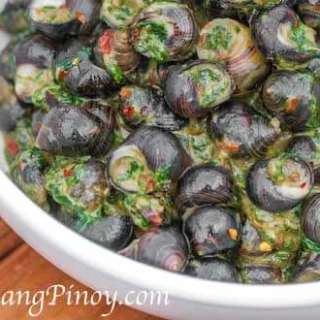Snails with Spinach in Coconut Milk Recipe