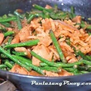 Sautéed String Beans with Chicken