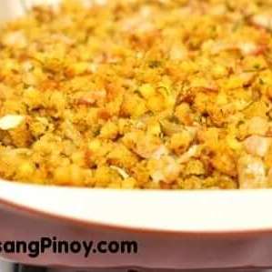 Bacon and Caramelized Onion Cornbread Stuffing
