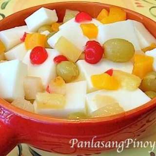 Almond Jelly with Fruit Cocktail Recipe