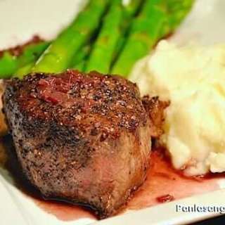 Pepper Crusted Filet Mignon Recipe
