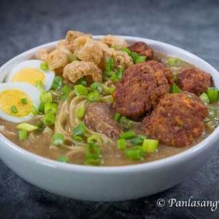 Corned Beef Lomi Batangas Style