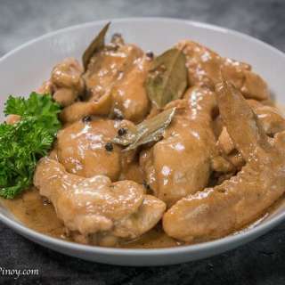 Adobong Manok sa Gata