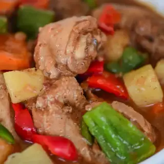 Malapot na Pininyahang Manok