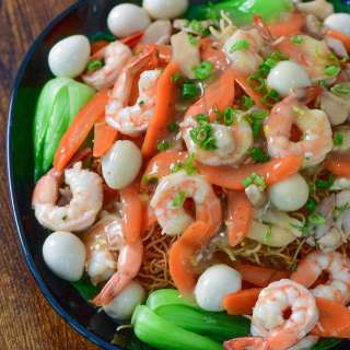Crispy Pancit Canton Noodles Recipe
