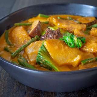 Beef Tripe Kare Kare