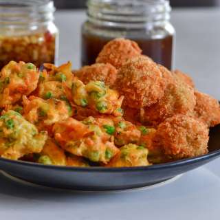 Veggie Balls with Manong Sauce