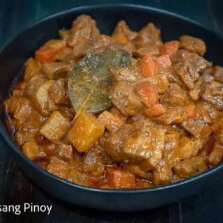 Pork Menudo sa Gata