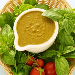 Fresh Tomato and Basil Pesto