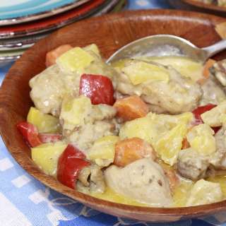 Pininyahang Manok (Pineapple chicken)