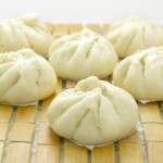 Siopao -Asado (Steamed buns with chicken filling)