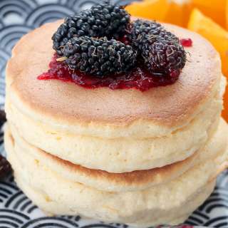 Fluffy Japanese Souffle Pancakes