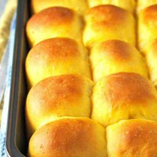 Sweet Potato Dinner Rolls