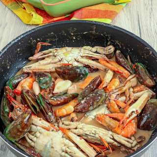 Ginataang Seafood