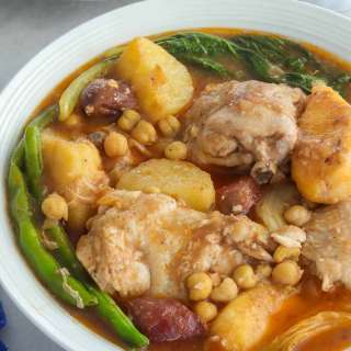 Chicken Pochero