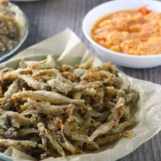 Crispy Fried Smelt Fish