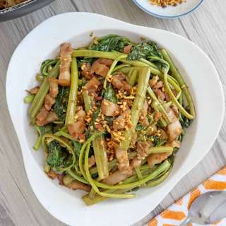 Adobong Kangkong