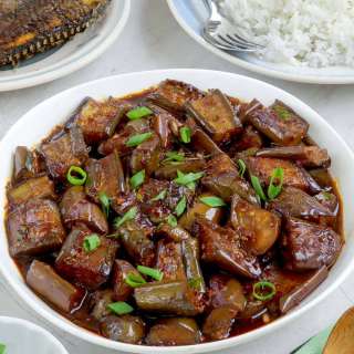 Eggplant with Spicy Garlic Sauce