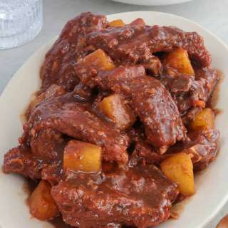 Spare Ribs with Ketchup and Pineapple