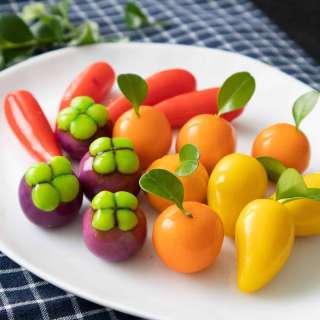 Edible Mini Fruit Sculptures